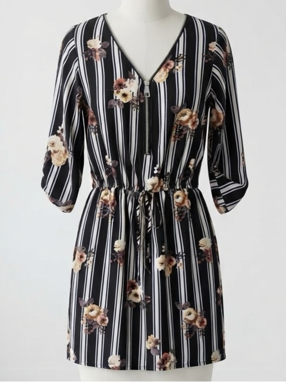 Stella Tweed| Black & White Striped Gold Floral 3/4 Sleeve Waist Cinched Dress S